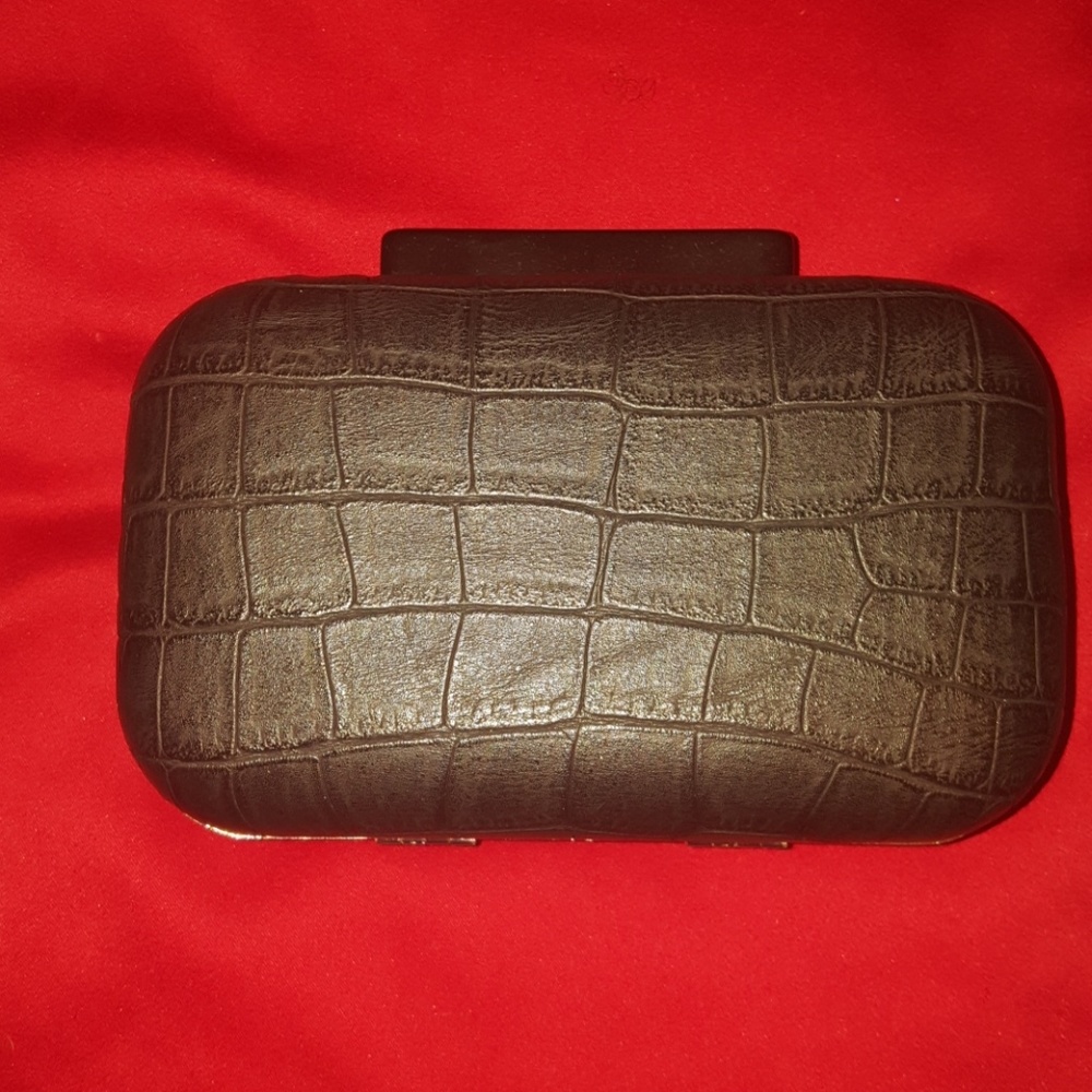 Two-toned Pillbox Clutch w/ removable chain strap